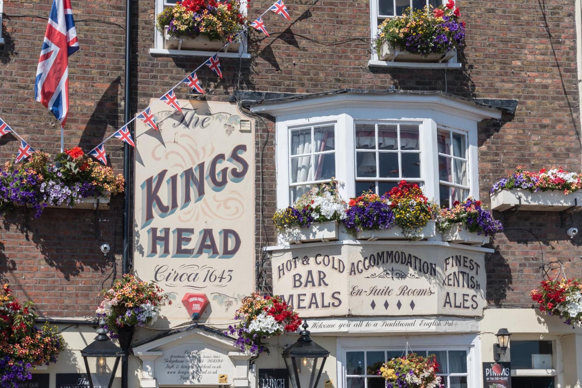 The Kings Head Bed & Breakfast Дийл Екстериор снимка