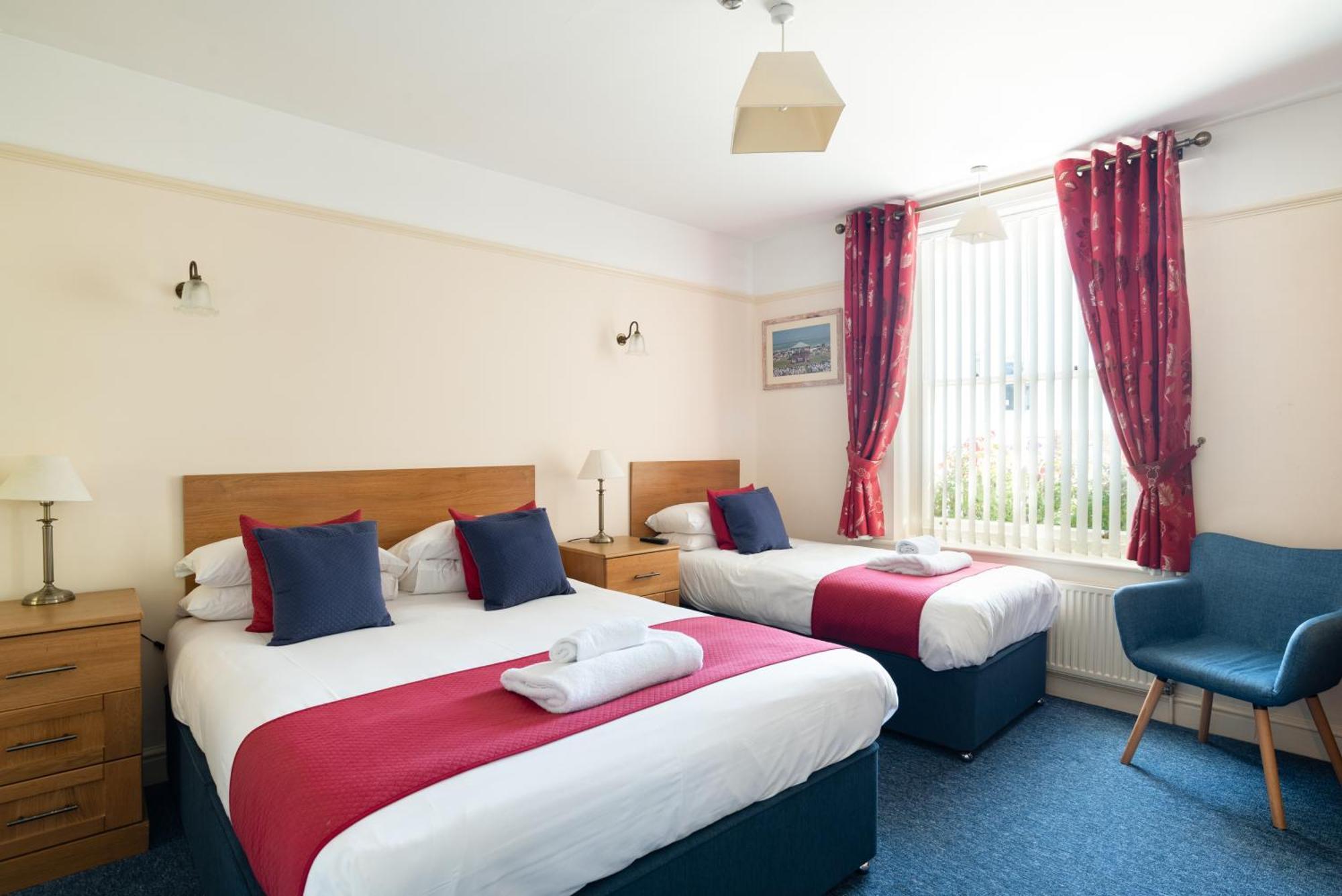 The Kings Head Bed & Breakfast Дийл Екстериор снимка