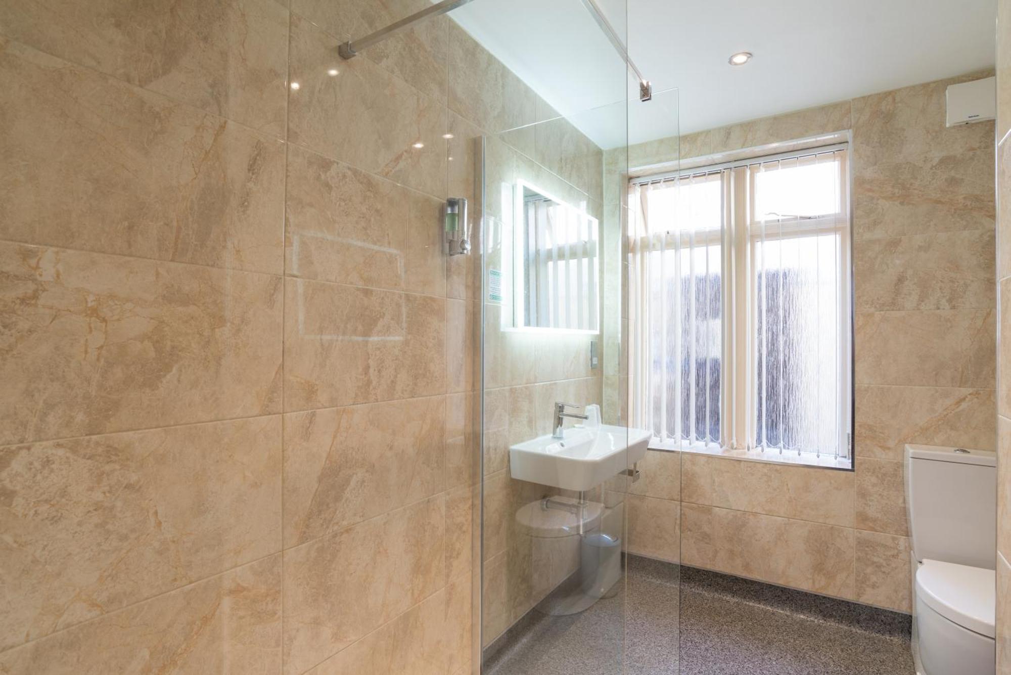 The Kings Head Bed & Breakfast Дийл Екстериор снимка