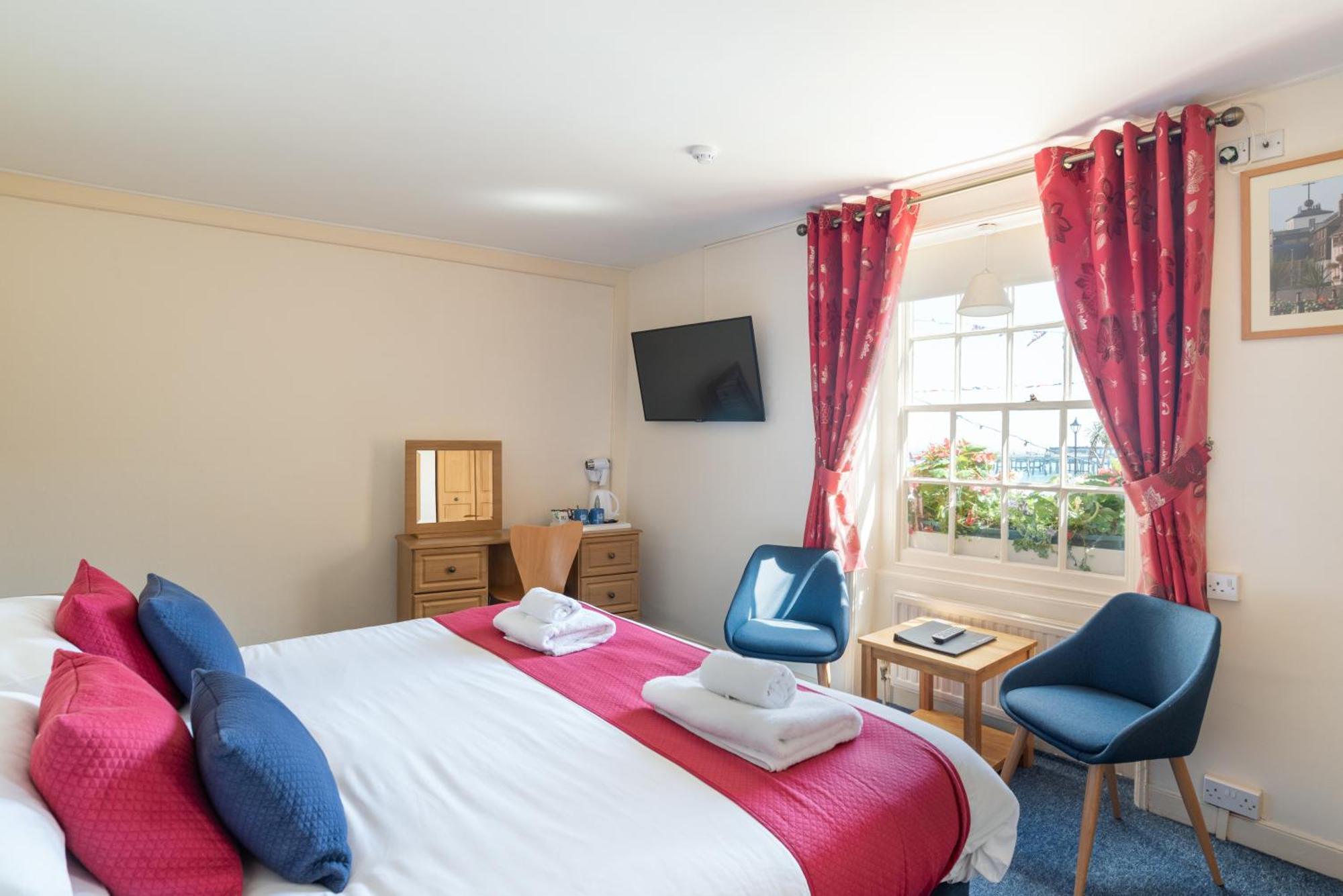 The Kings Head Bed & Breakfast Дийл Екстериор снимка