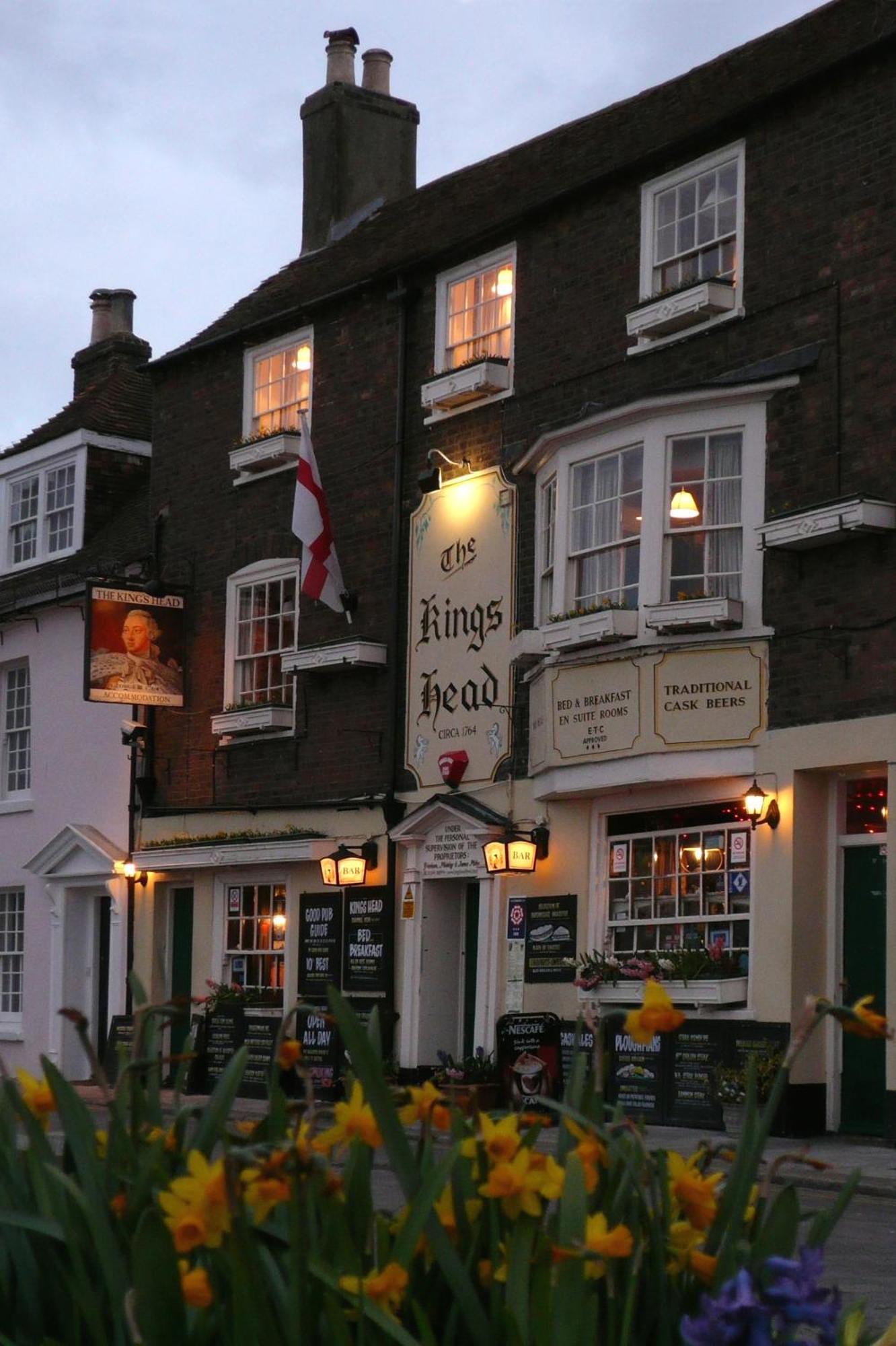 The Kings Head Bed & Breakfast Дийл Екстериор снимка