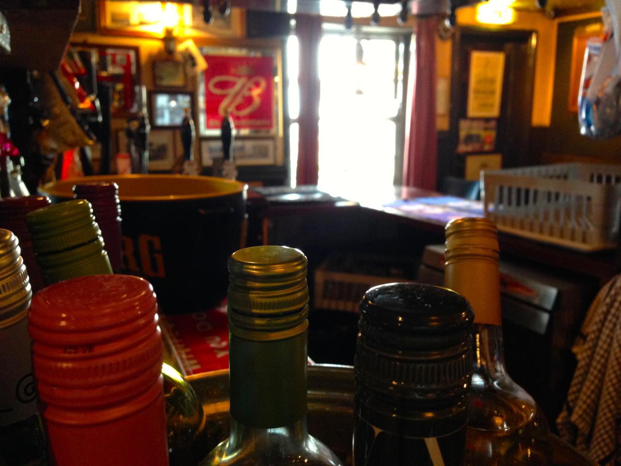 The Kings Head Bed & Breakfast Дийл Екстериор снимка