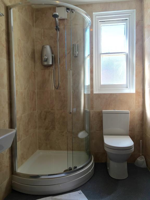 The Kings Head Bed & Breakfast Дийл Екстериор снимка